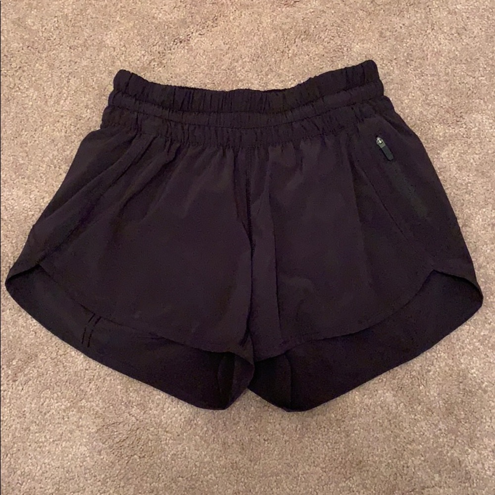 Lululemon Tracker shorts